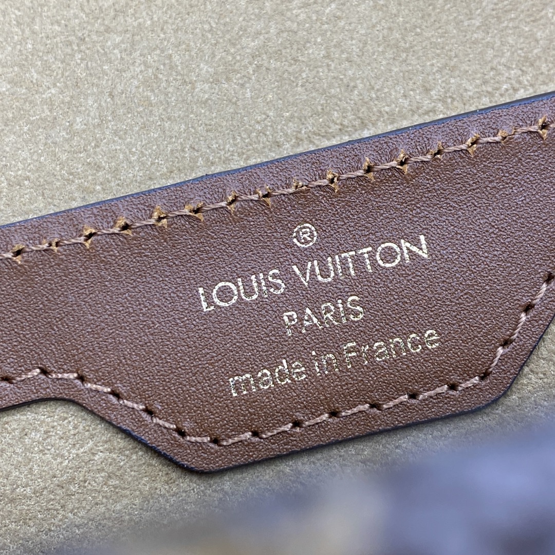 Louis Vuitton PAPILLON TRUNK Handbag Monogram M57835